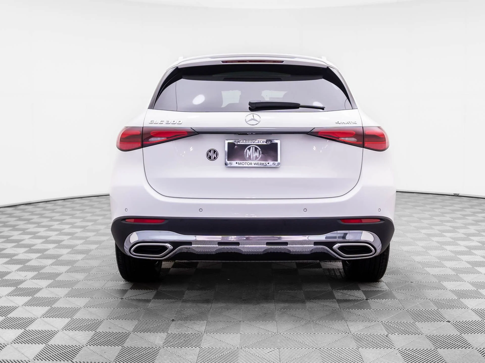 New 2026 White Mercedes-Benz GLC 300 image 4