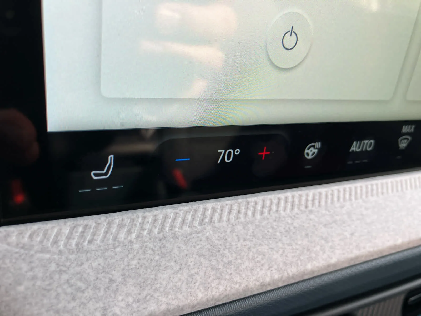 New 2026 Oxford White Ford XLT image 15