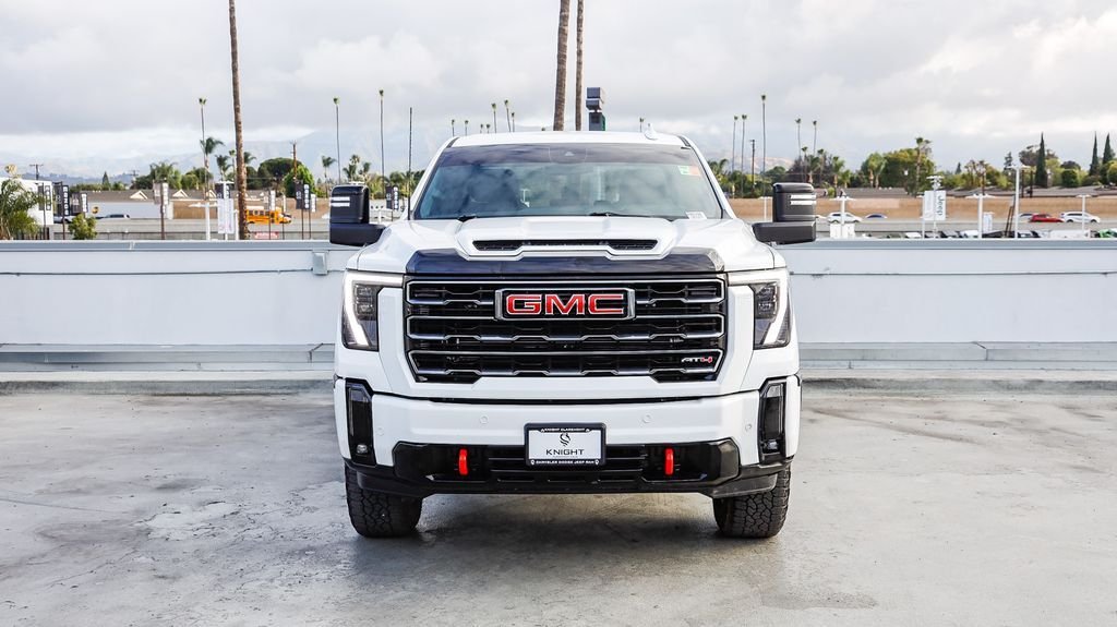 Used 2025 Summit White GMC AT4 image 3