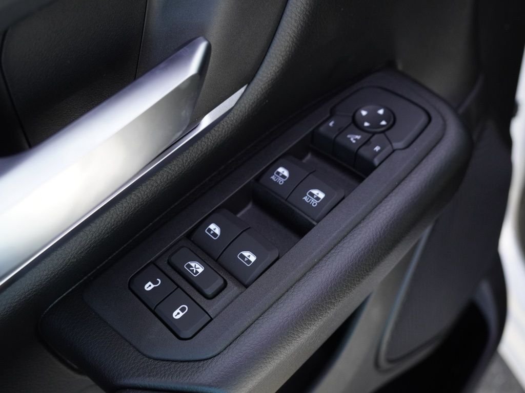 New 2026 Bright White Clear-Coat Exterior Paint RAM Big Horn/Lone Star image 11