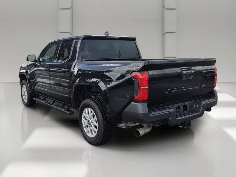 Used 2025 Black TOYOTA SR DOUBLE CAB 5