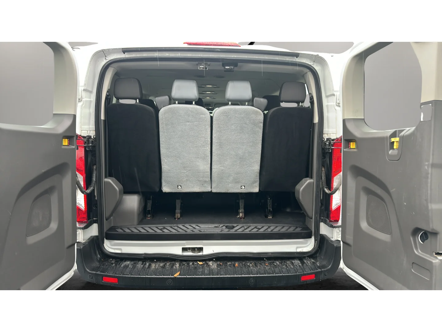 Used 2023 White Ford XLT image 19