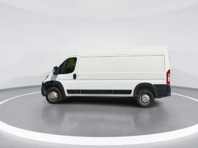 Used 2023 White Ram High Roof image 7