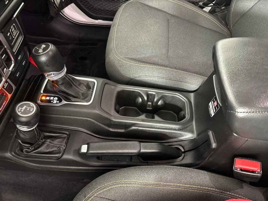Used 2025 White Jeep Willys image 44