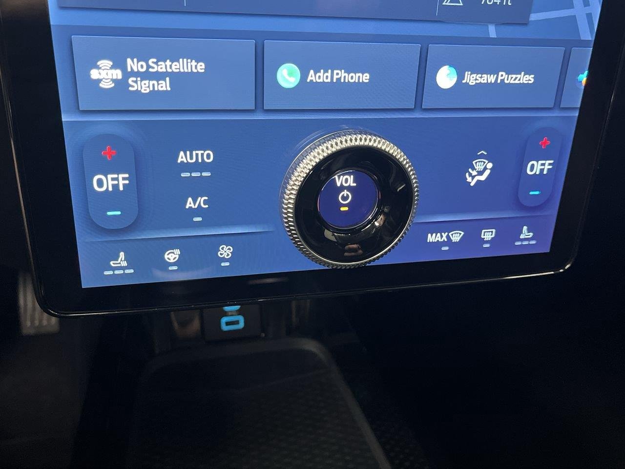 Used 2024 Grabber Blue Ford Premium image 28