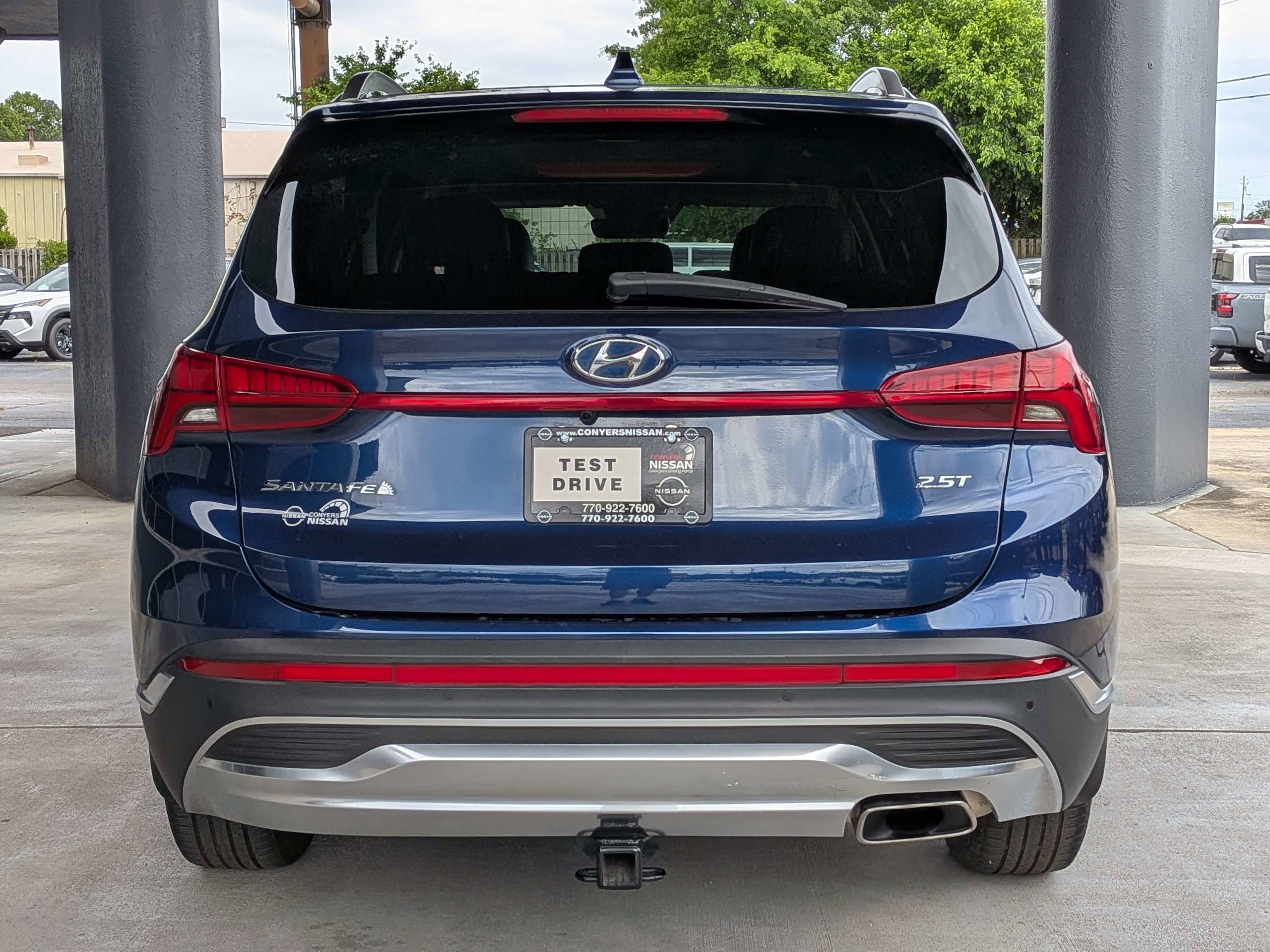 Used 2023 Blue Hyundai Limited image 4