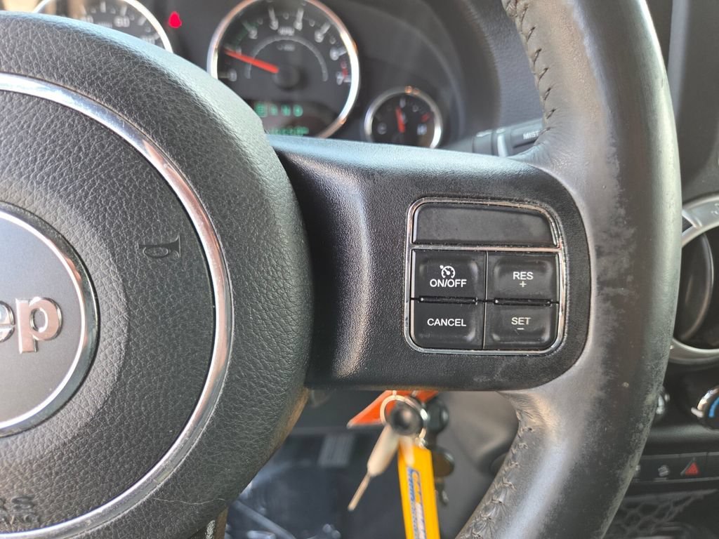 Used 2017 Granite Crystal Metallic Clearcoat Jeep Sahara image 35