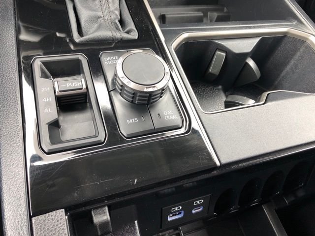 Used 2023 Ice Toyota SR5 image 32