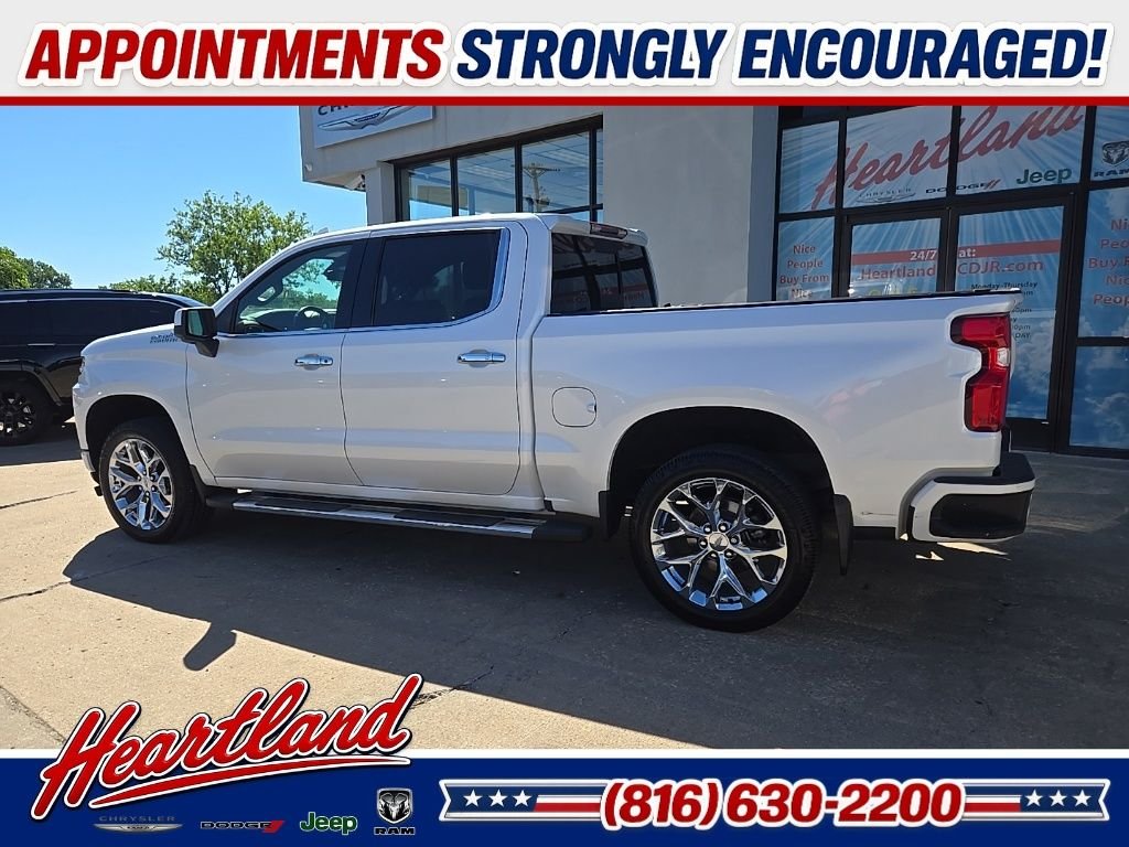 Used 2019 Beige Chevrolet High Country image 6