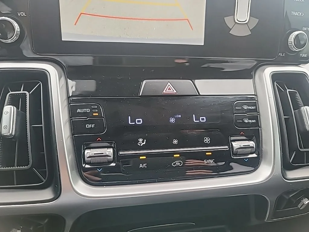 Certified Used 2023 Silver Kia S image 18