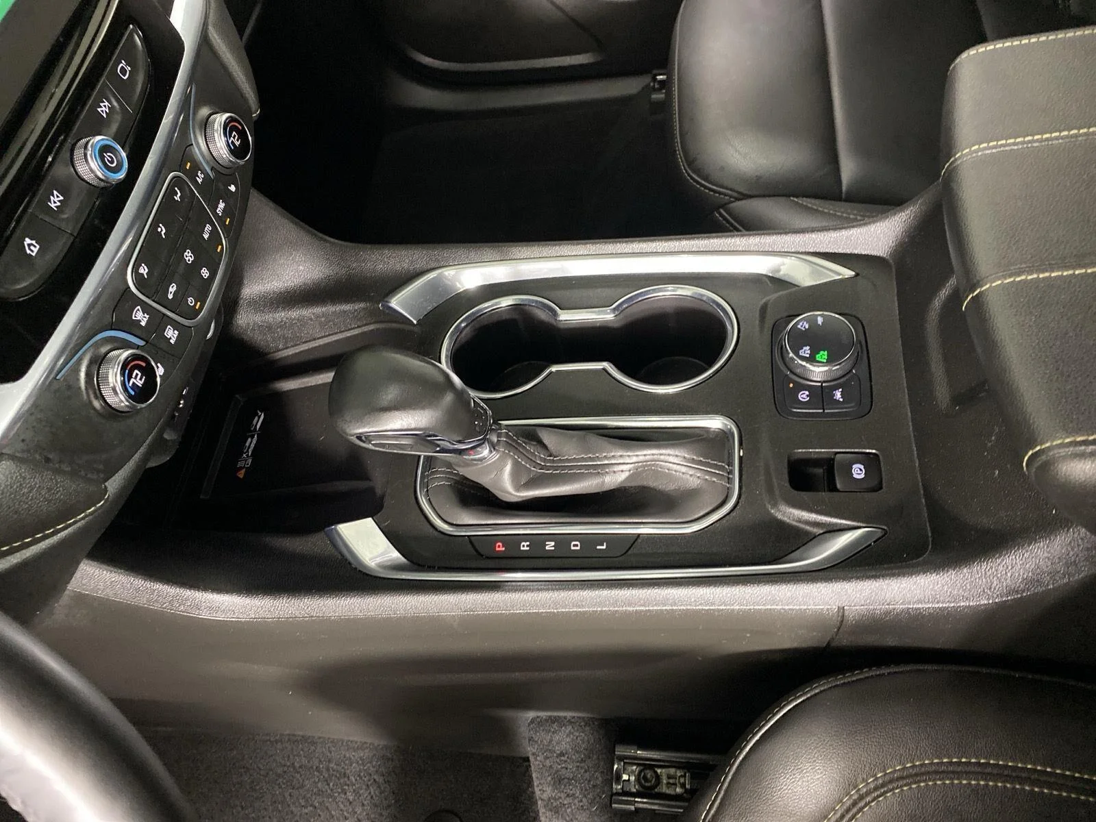 Used 2023 Northsky Blue Metallic Chevrolet LT Leather image 14