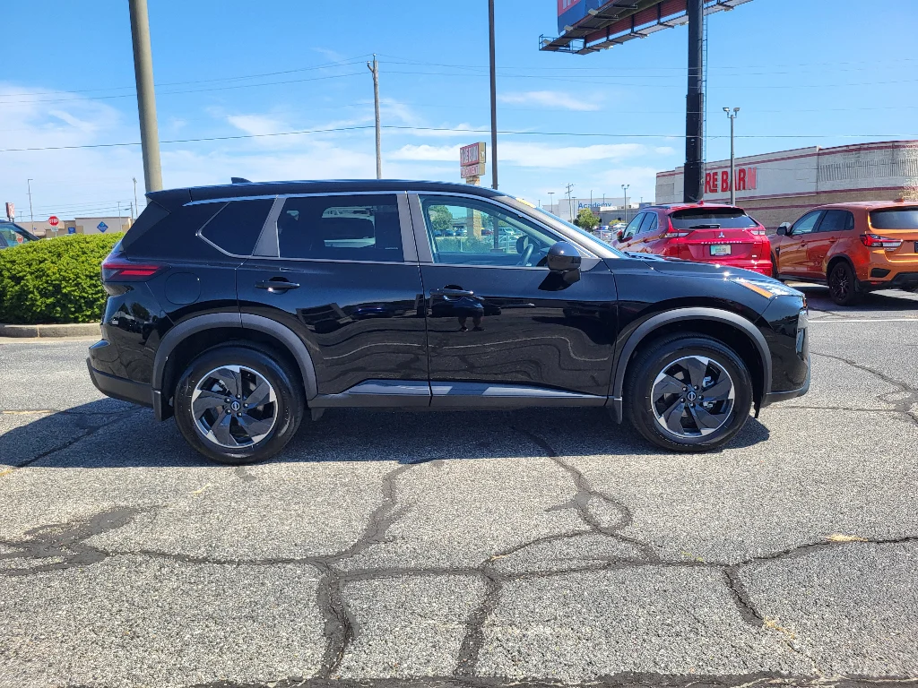 Used 2026 Super Black Nissan SV image 5