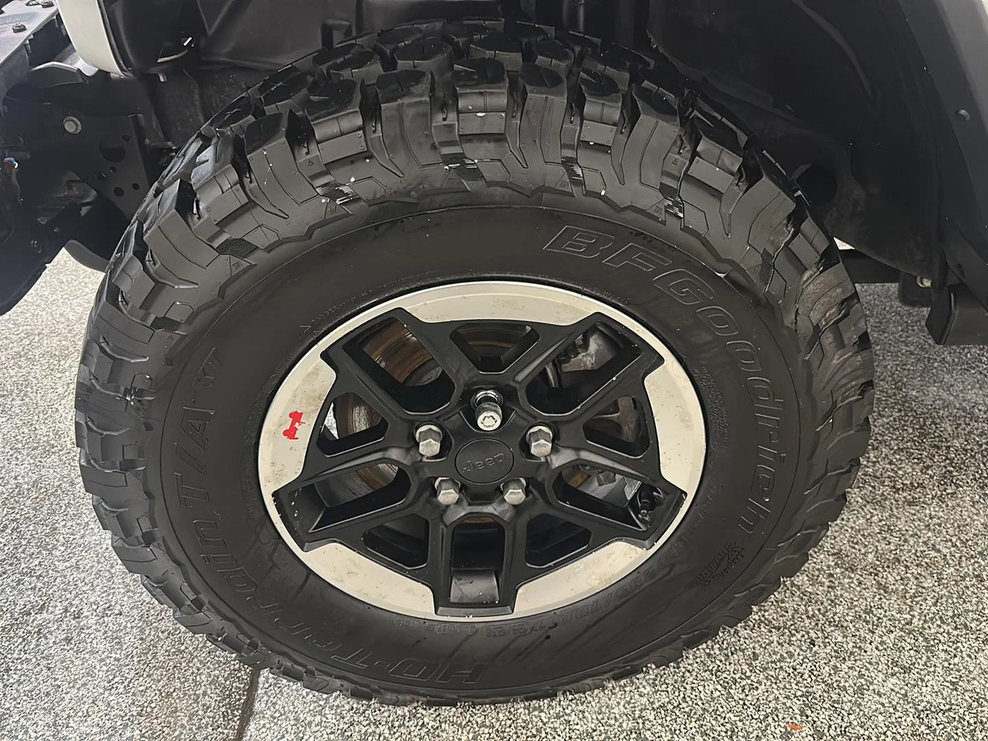 Used 2020 Bright White Clearcoat Jeep Rubicon image 12