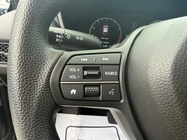 Used 2024  Honda LX image 22
