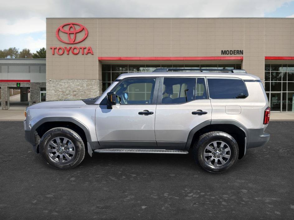 Used 2026 Meteor Shower Toyota Base image 7