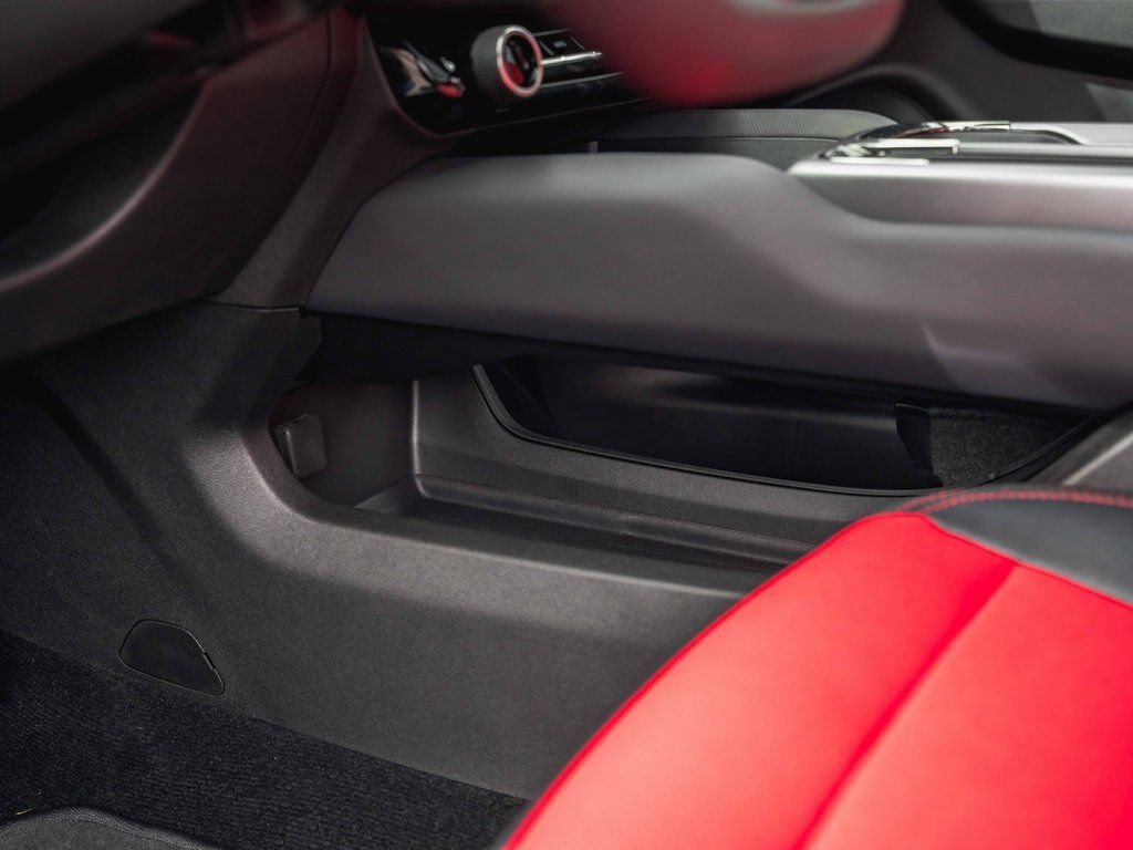 2025 Chevrolet Equinox EV RS - Photo 46