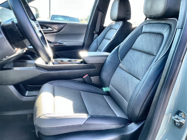 Used 2025 Cacti Green Chevrolet LT image 15