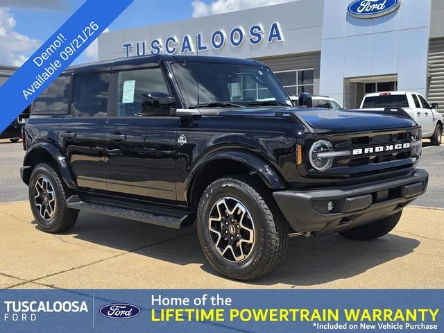 2026 Ford Bronco Outer Banks