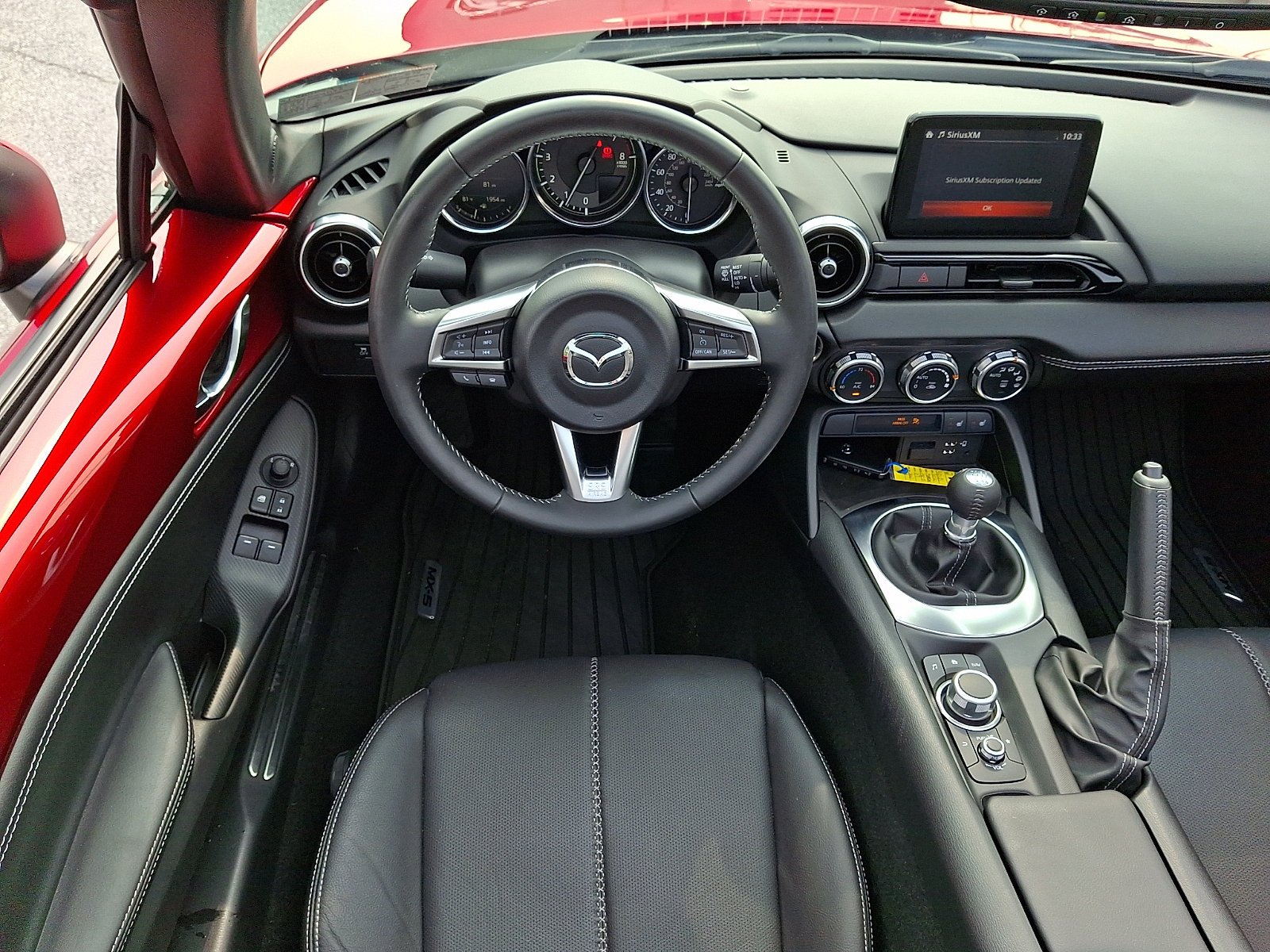 Used 2021 Soul Red Crystal Metallic Mazda Grand Touring image 15