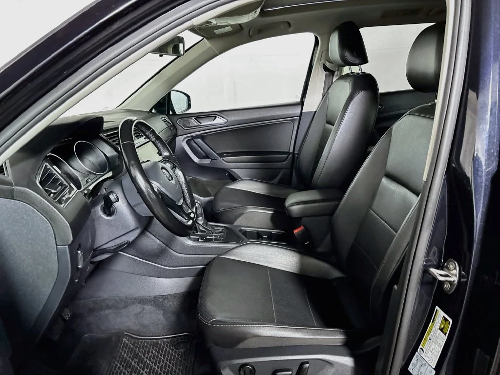 Used 2018 Black Volkswagen 2.0T SE image 11
