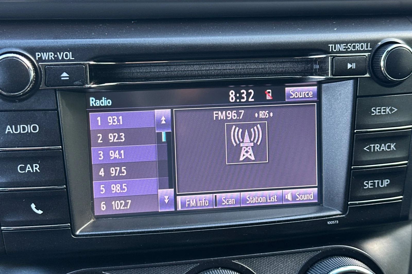 Used 2018 Gray Toyota LE image 15