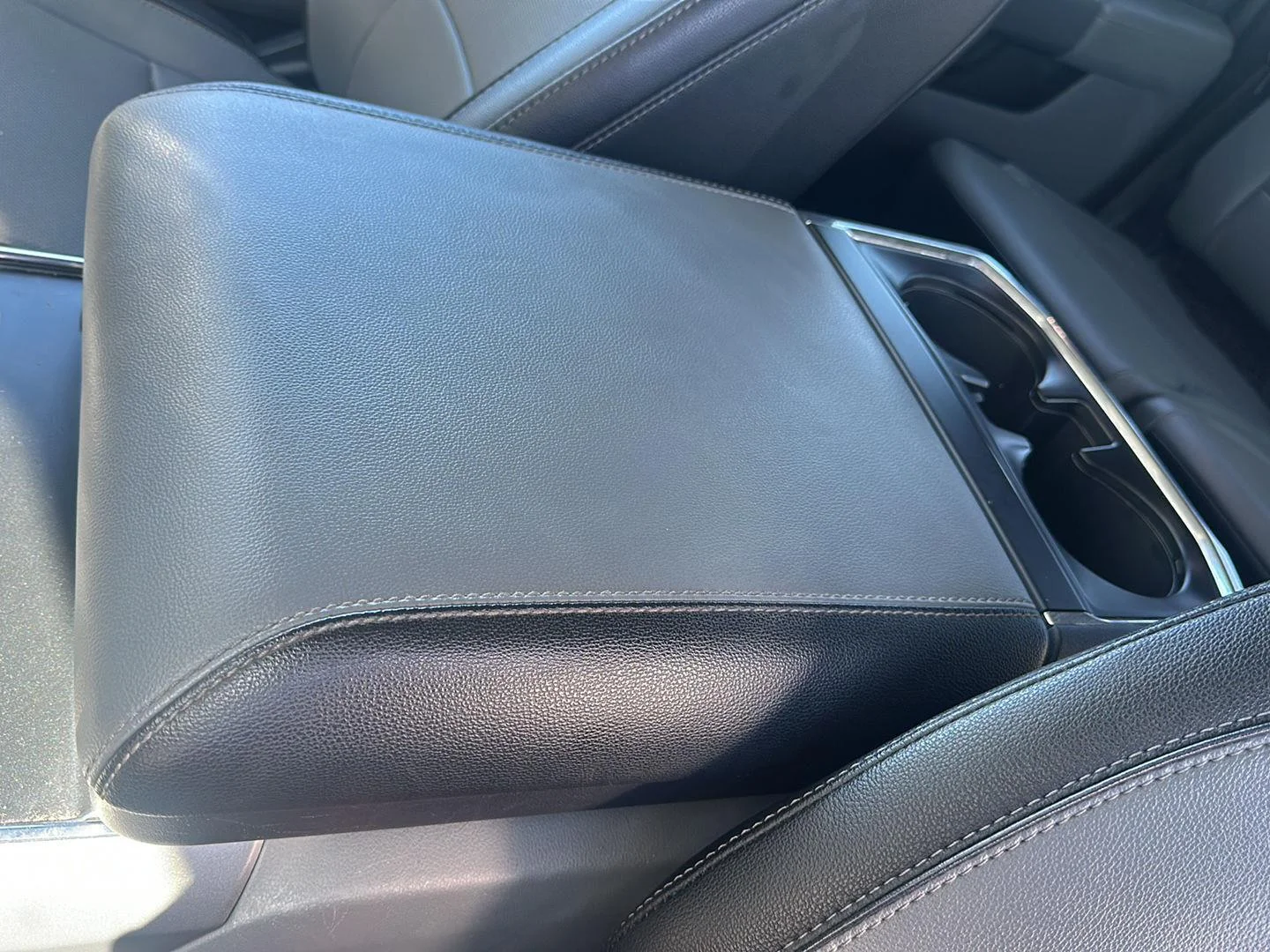 Used 2023 Agate Black Ford LARIAT image 27