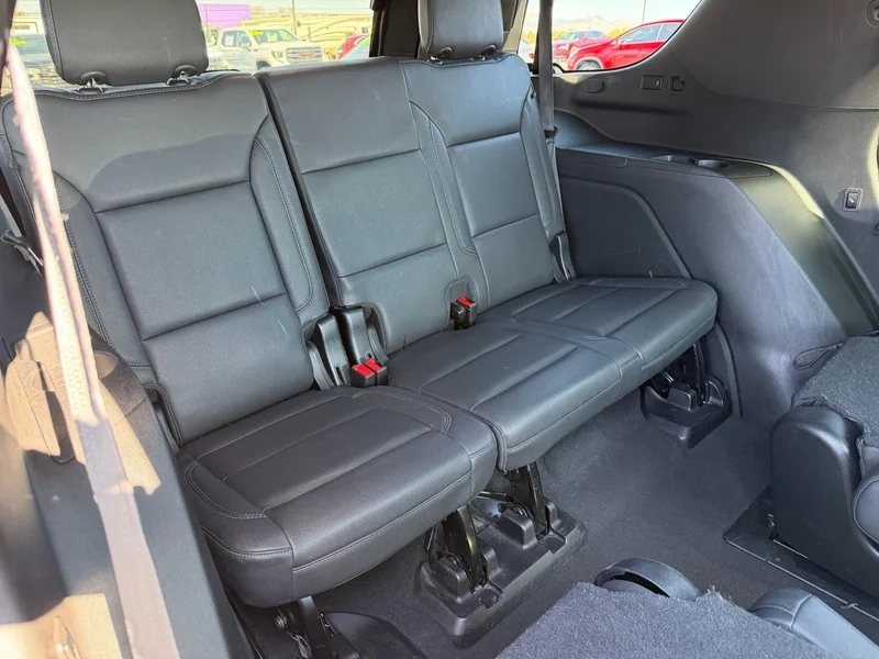 Used 2024 Summit White Chevrolet Z71 image 28