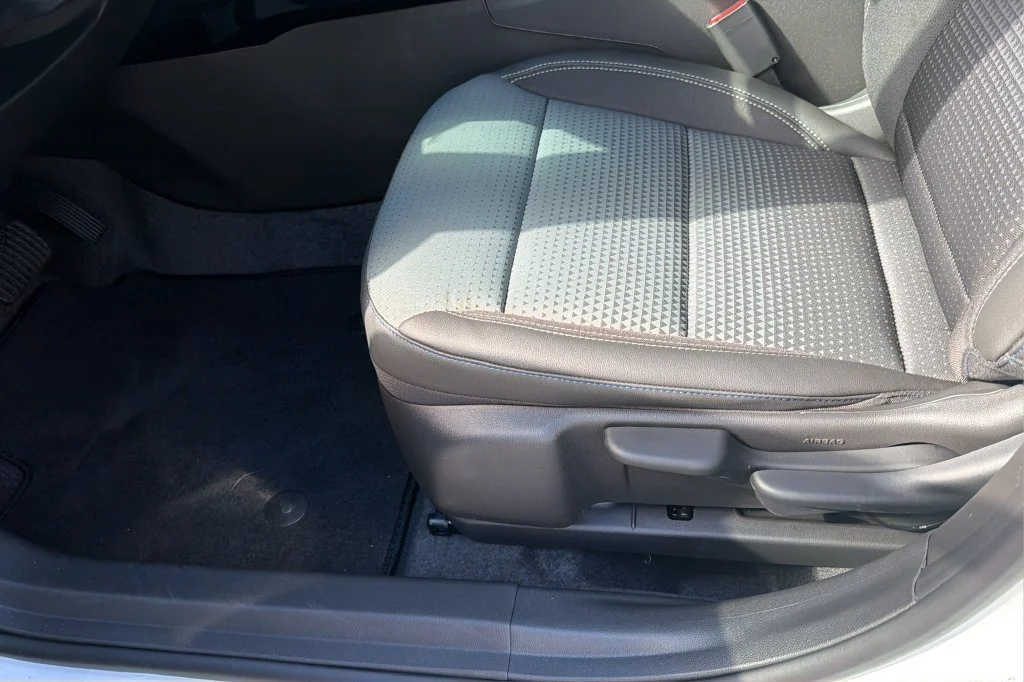 New 2026 Summit White Chevrolet LT image 17