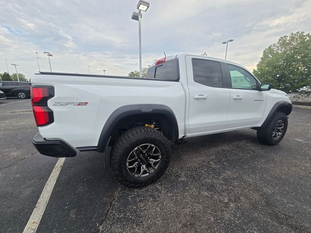 Used 2024 White Chevrolet ZR2 image 8