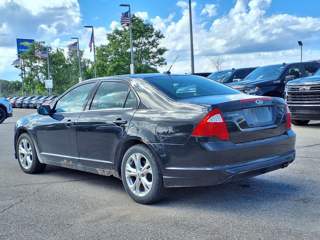 Used 2012 Black Ford SE image 6