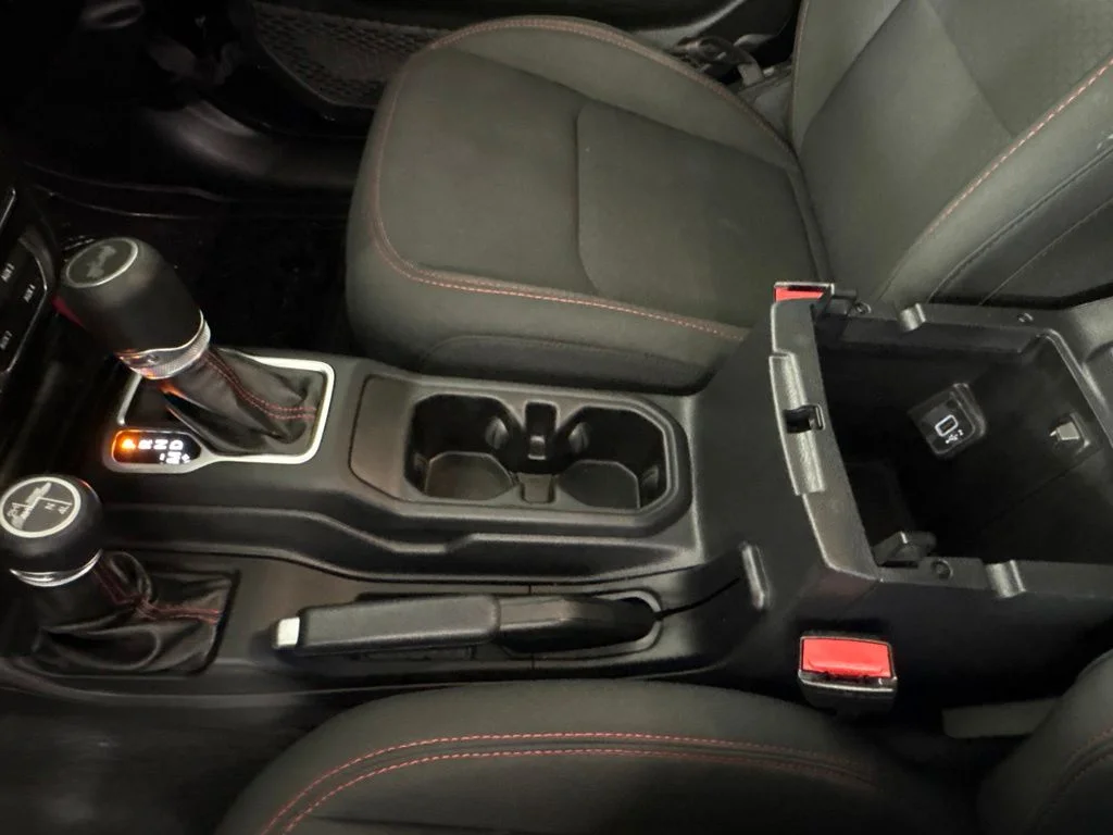 Used 2022 Black Jeep Rubicon image 39