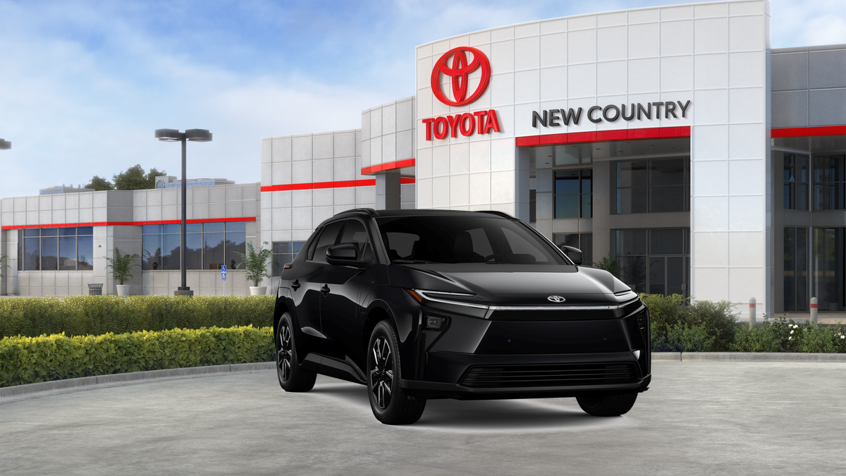 2026 Toyota bZ XLE - Photo 23