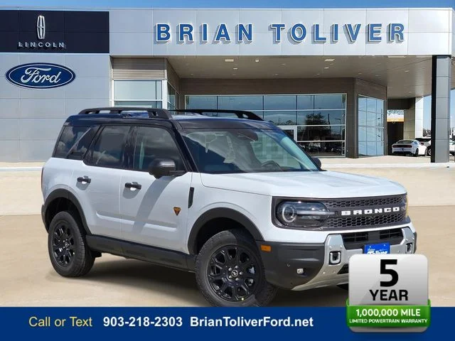New 2026 Oxford White Ford Badlands® image 1