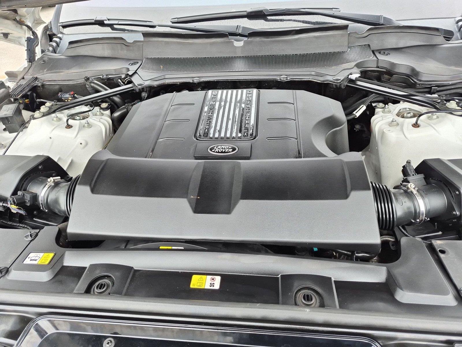 Used 2018 Fuji White Land Rover SE image 38