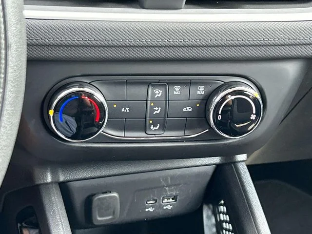 Used 2024 White Chevrolet LS image 33