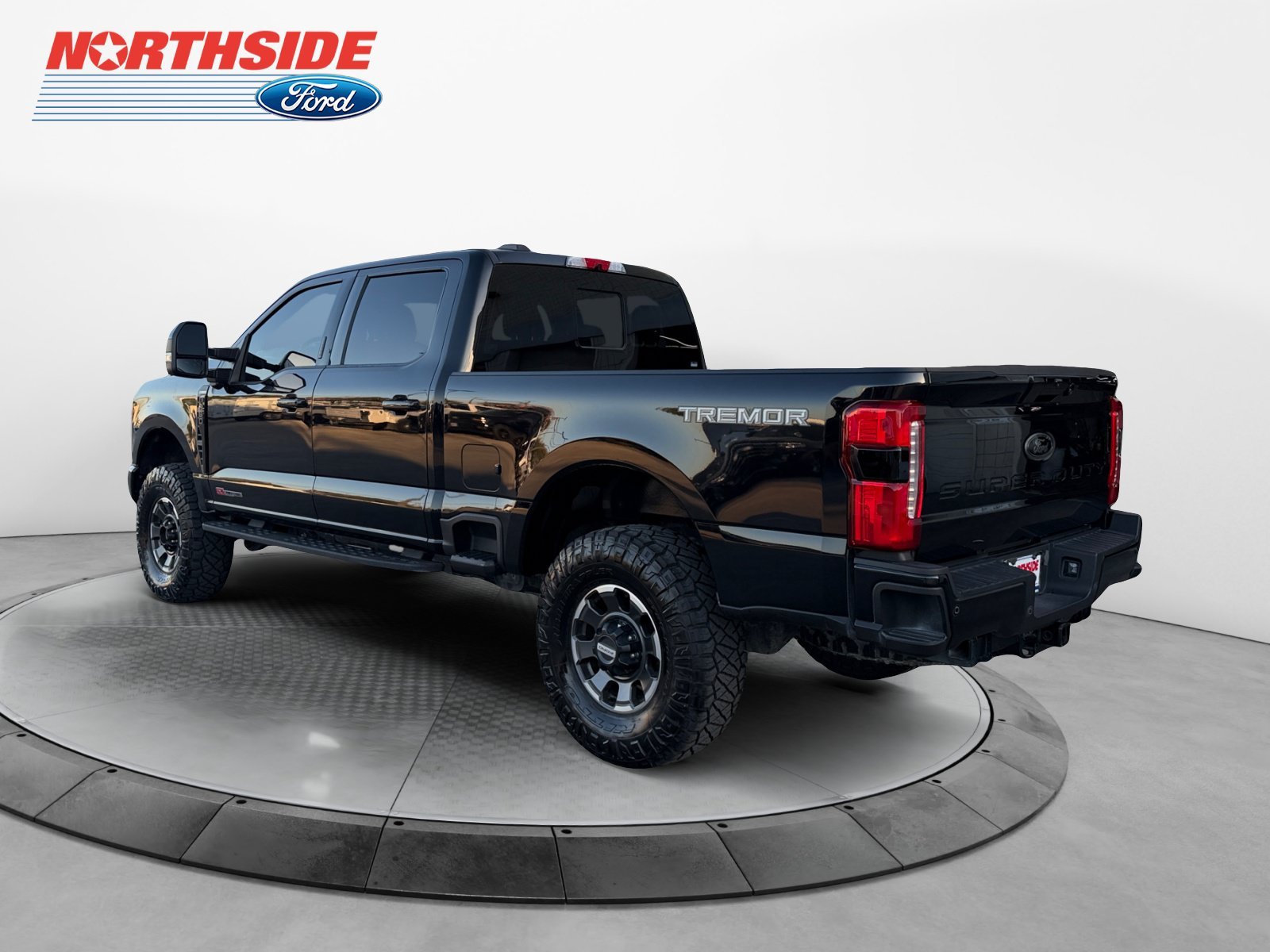 Certified Used 2023 Agate Black Metallic Ford LARIAT image 5