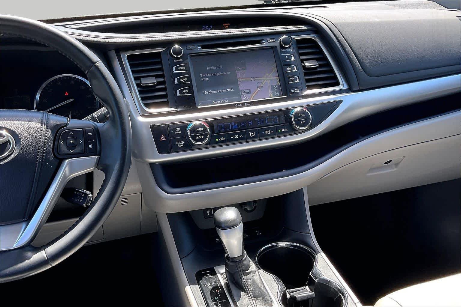 Used 2014 Attitude Black Metallic Toyota XLE image 8