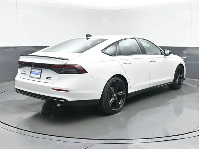 New 2026 Platinum White Pearl Honda Sport-L image 10