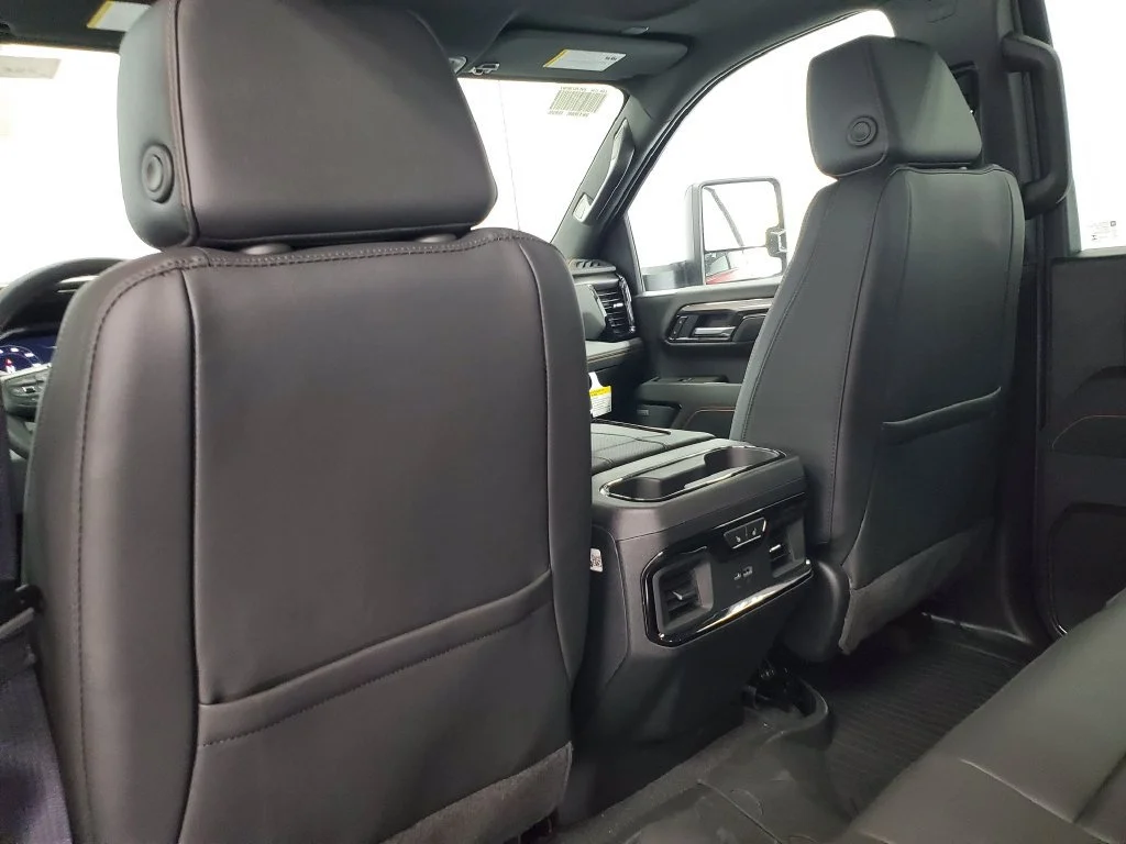 2026 GMC Sierra 2500HD AT4 - Photo 32
