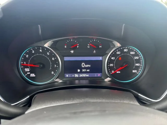 Used 2023 Blue Glow Metallic Chevrolet Premier image 18