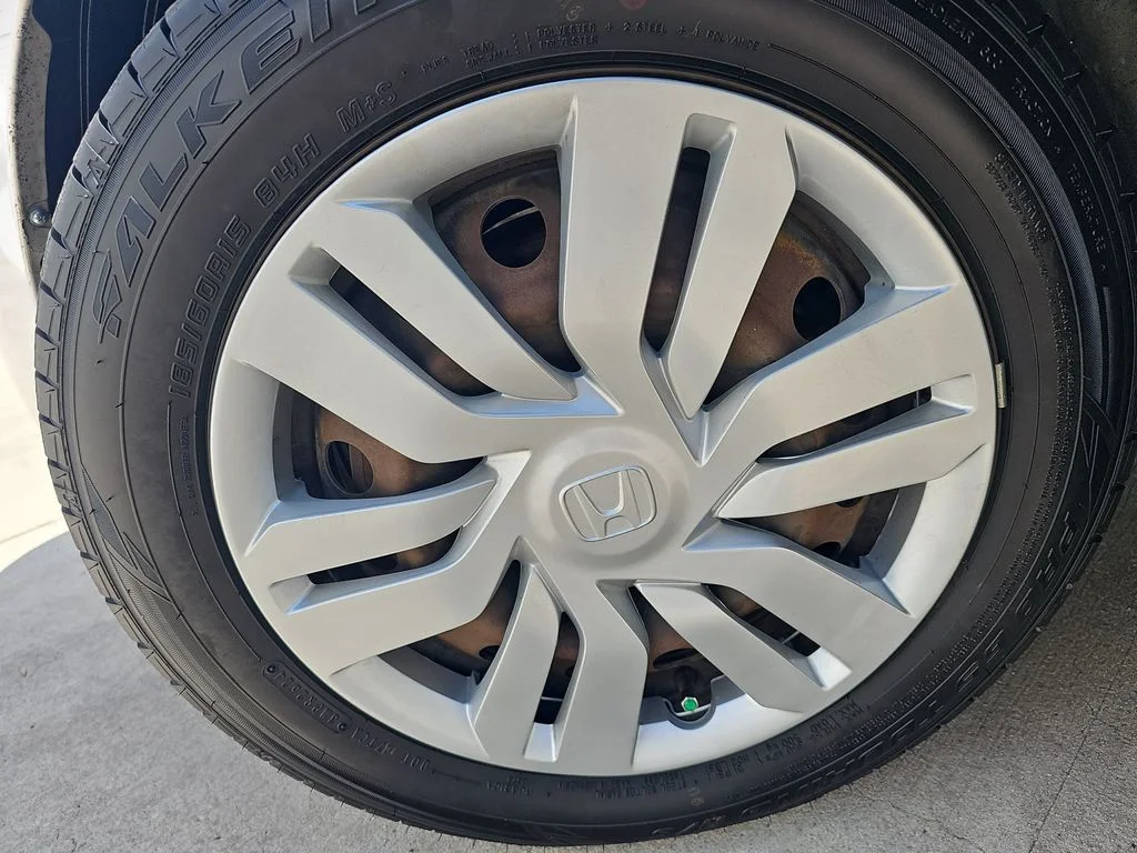 Used 2015  Honda LX image 30