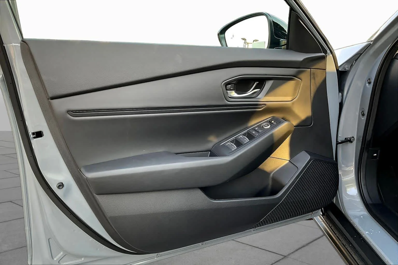 New 2026 Urban Gray Pearl Honda SE image 10
