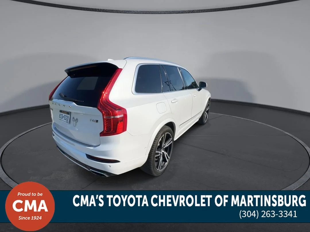 Used 2017 Crystal White Pearl Metallic Volvo R-Design image 8