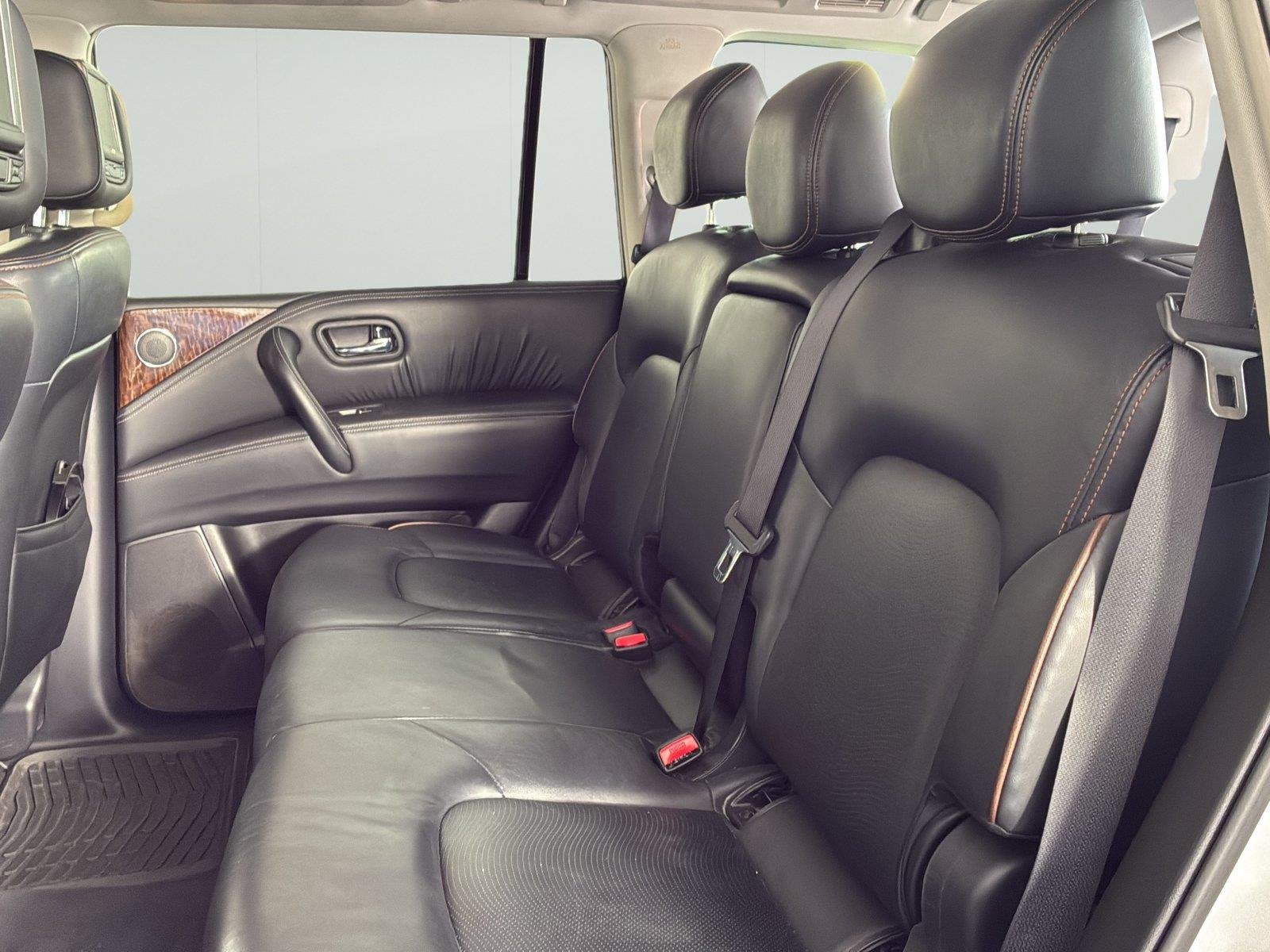 Used 2019 Brilliant Silver Metallic Nissan SL image 10