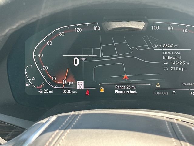 Used 2021 Gray BMW xDrive40i image 28