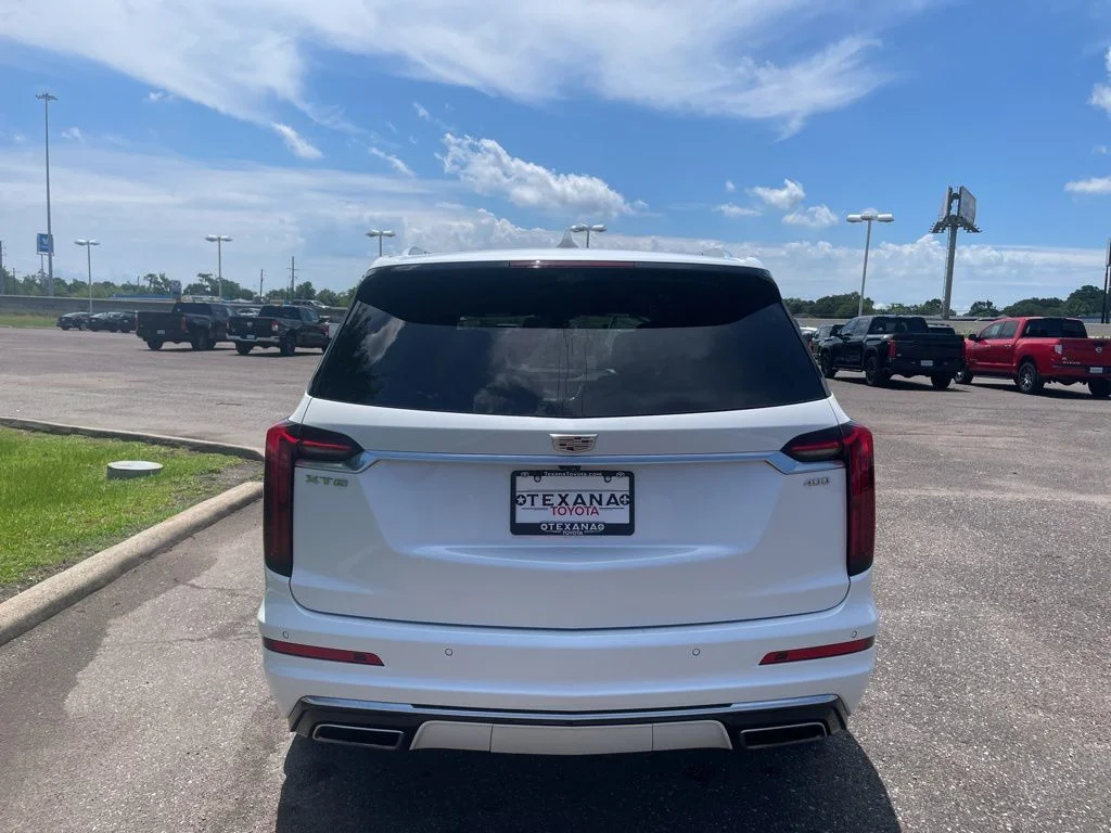 Used 2023 White Cadillac Premium Luxury image 7