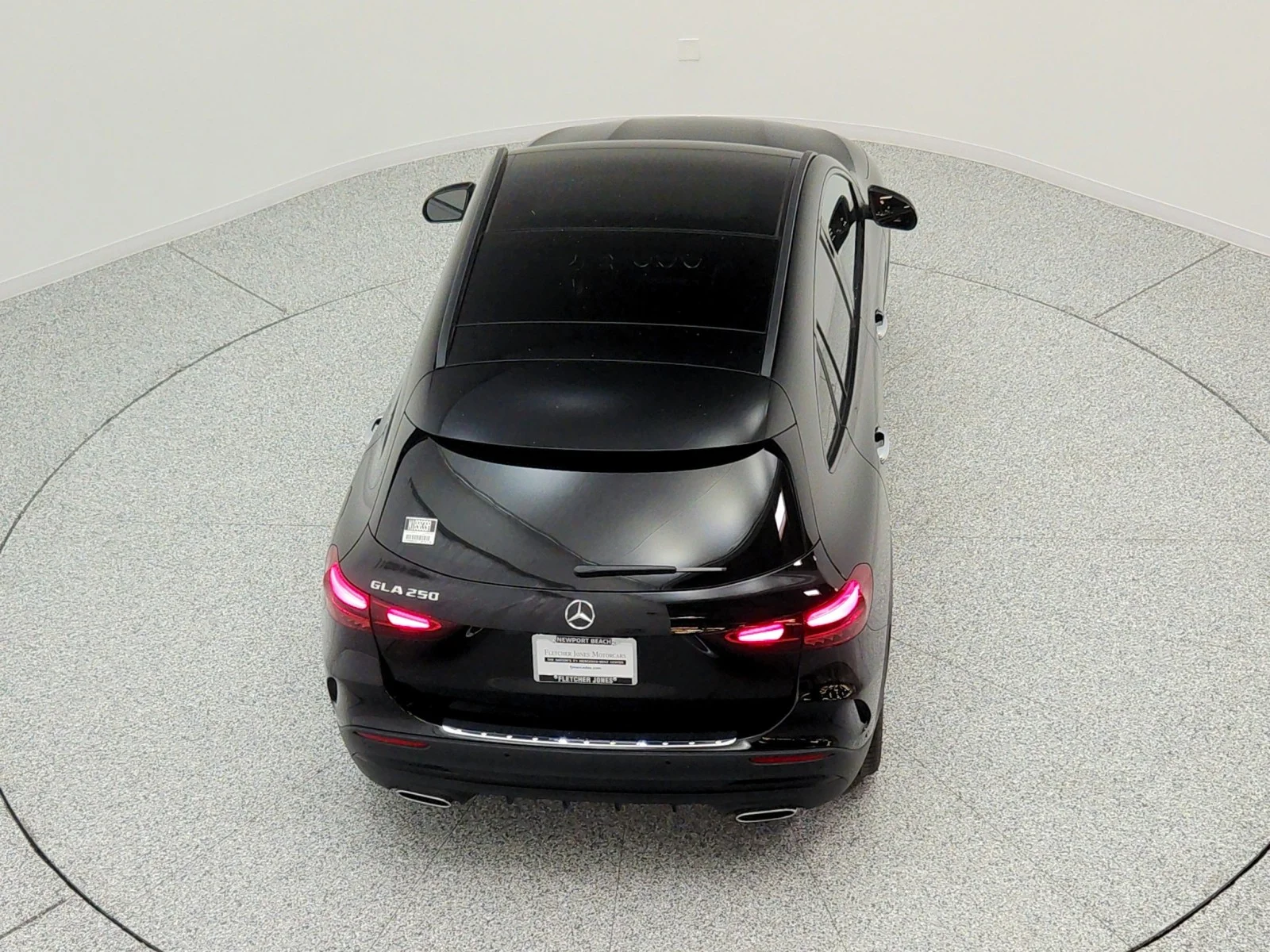 Used 2026 Night Black Mercedes-Benz GLA 250 SUV image 28