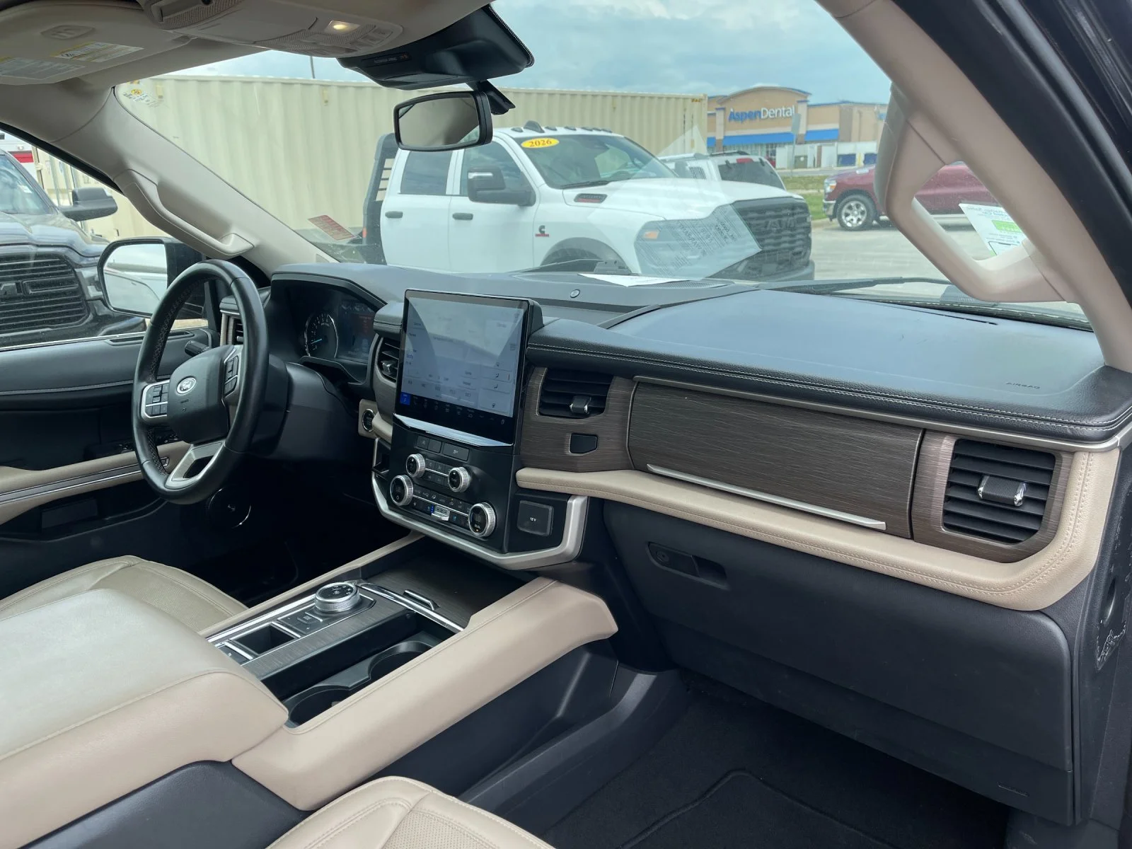 Used 2024 Black Ford Limited image 19