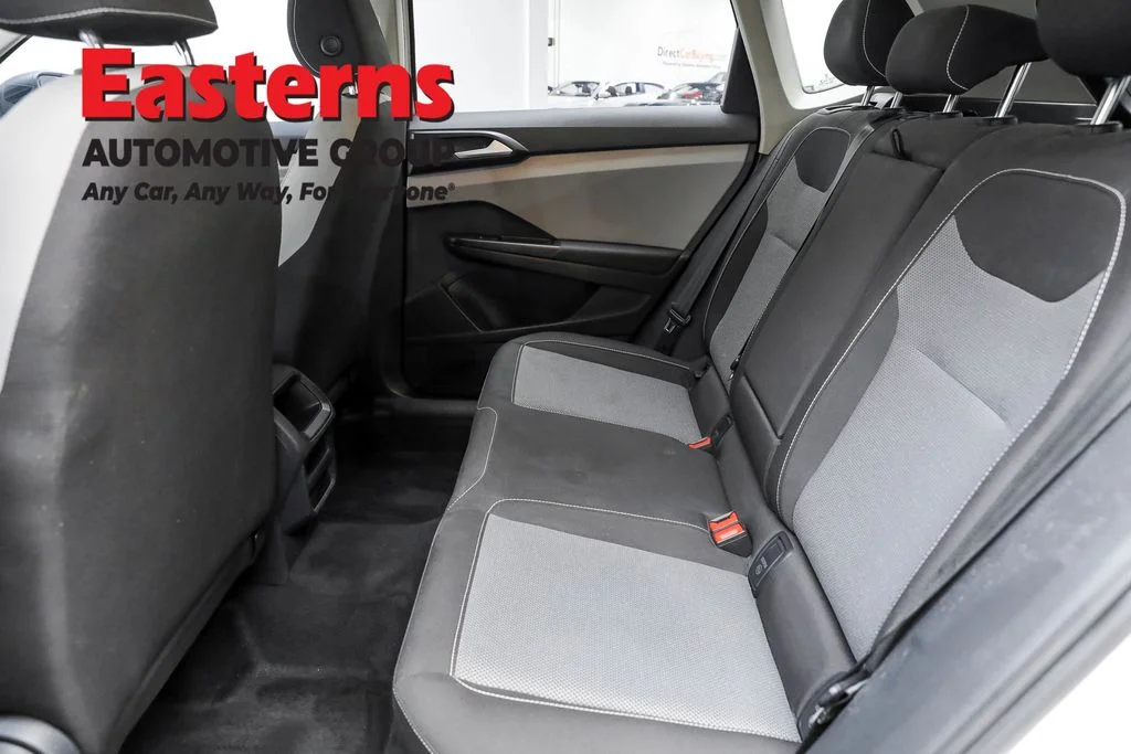 Used 2022 White Volkswagen 1.5T S image 20