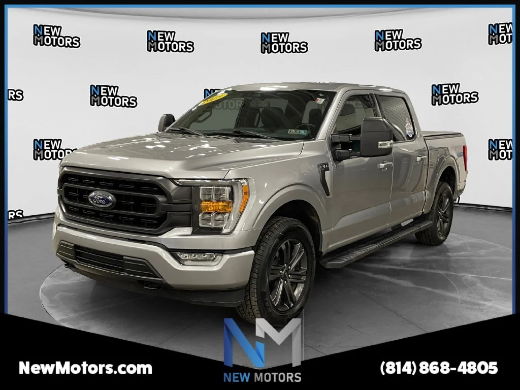 Used 2023 Silver Metallic Ford XLT image 1